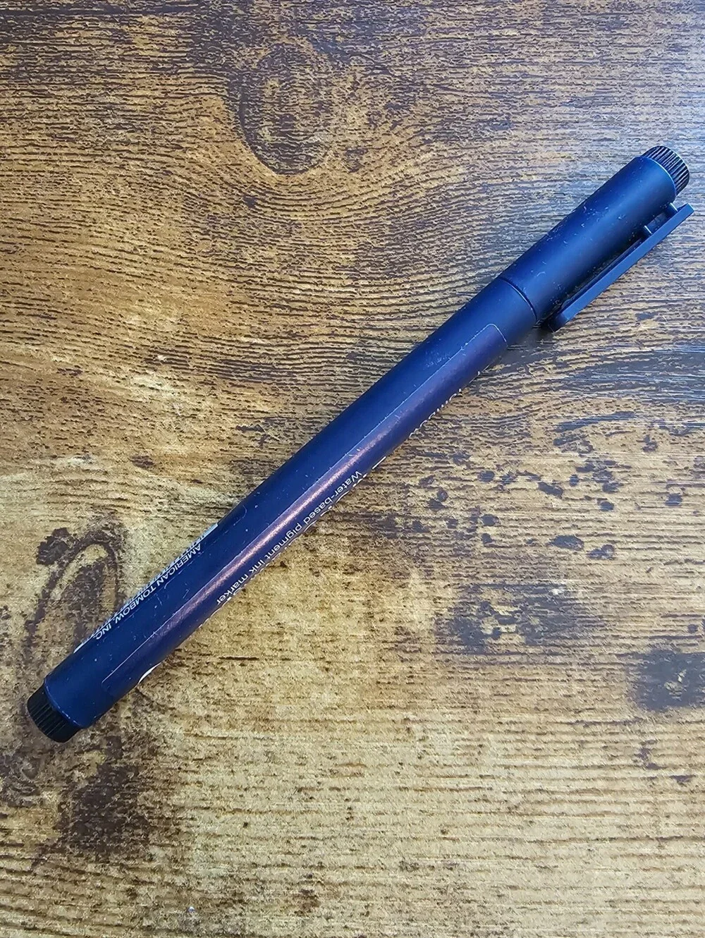 Tombow MONO Drawing Pen featuring water-based pigment ink